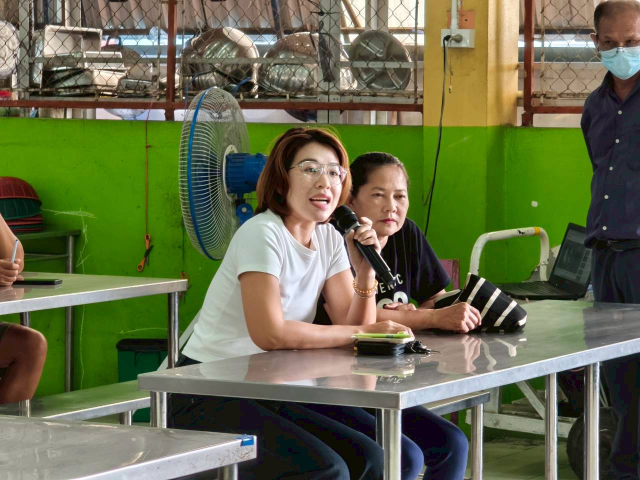 LINE_ALBUM_ประชุมผู้ปกครอง 22568_251106_43